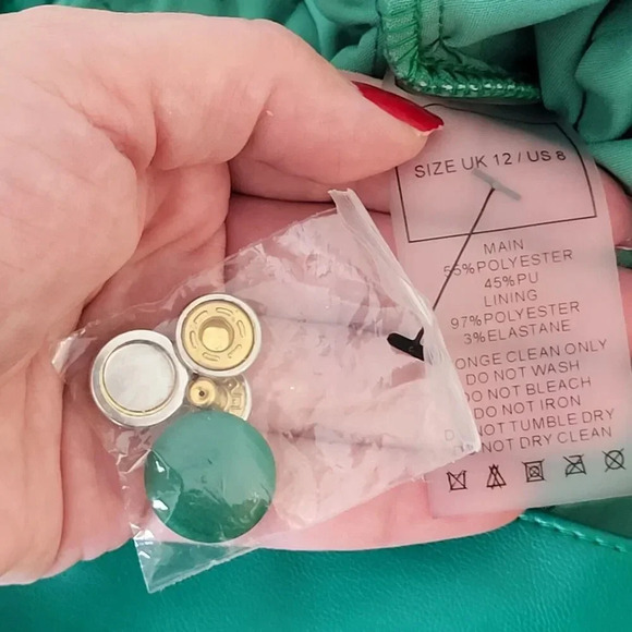 Maniere De Voir VEGAN LEATHER QUILTED JOGGERS Green Sz 8 Medium - Picture 12 of 16